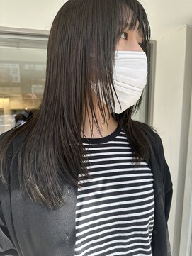 インビテーション(invitation) レイヤーロング・顔まわりレイヤー・ダークオリーブブラウン