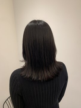 リリアーナ(LILIANA) 池袋 美容室 髪質改善 ミディ