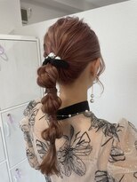 アムール(Amour)&nbsp;ポンポンヘア♪【インナーカラー/イヤリングカラー/八王子】