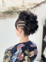 お祭りにカールモヒカンヘア