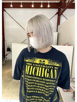 ブリックマウントヘアメイク(Blic mt hair make)&nbsp;ホワイトシルバーボブ