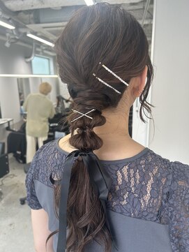 ロイオブジゼル(roi of GiseL) 編みおろしヘア