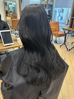 ユニ バイ マグ 長野店(Uni.by Mag)&nbsp;10代20代30代大人かわいい韓国風ブルーブラックヨシンモリヘア