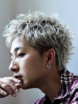 オーシャントーキョー サニー 原宿(OCEAN TOKYO Sunny) スパイキーショートハイトーンカラーホワイトブロンド