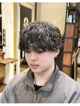 ペイドゥリーヴ(Pays de Reve) ツイストスパイラルパーマ