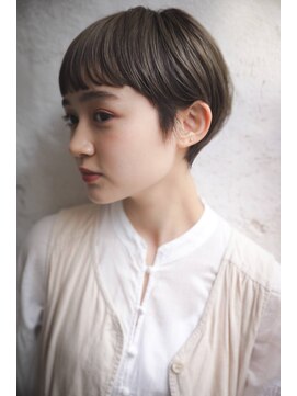 イチイ 巣鴨店(ichii) 20代30代40代前下がり耳掛けショートボブ丸みショート◎