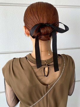 セプト 天神大名(SEPT.) ヘアセット お団子 リボンアレンジ カチモリ タイト 結婚式