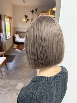 ヘアーデザインサロン スワッグ(Hair design salon SWAG) ミルクティー ベージュ