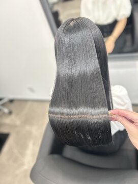 アマテラスゼロ 新宿(AMATELAS zero) シルバーブラック×艶髪