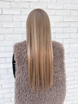 プリーク(preak) 盛れる!透明感ミルクティー×スーパーロング