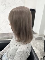 ロゼル(ROSEL)&nbsp;透明感のあるミルクティーグレージュ