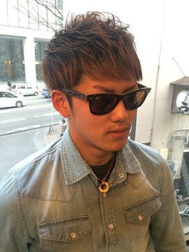 ヴィダ クリエイティブ ヘアーサロン(Vida creative hair salon) スラッシュモヒカン・大人カッコイイ