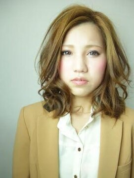 プティ(putih) 20代～40代　外国人風スタイル