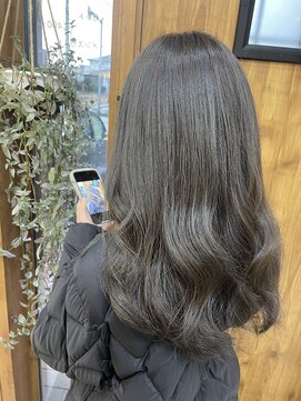 フゥカ 類家店(fuka) 【暗髪】濃厚グレージュカラー＊。