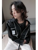 ウル(uru)&nbsp;ジェンダーレスなミディアムウルフ