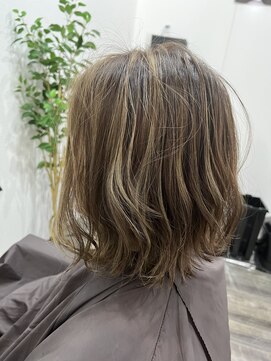 シェリールアミー(Cherir Amie) ハイライト×オリーブミルクティー