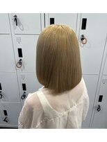 グランデュール 焼津店(GRANDEUR)&nbsp;ボブ/ベージュ/ハイトーンカラー/ハイライト/インナー/ぱっつん