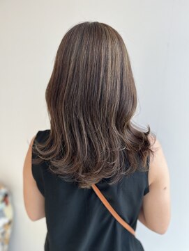 ヒーズドゥ(Hi s.deux) ハイライトスタイル