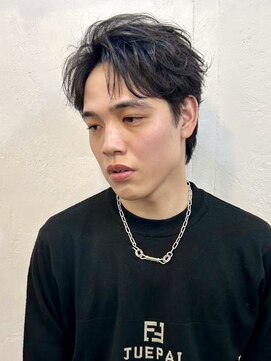 ファルベ(Farbe) スパイキーショートブルーブラックフェザーパーマサーフカール