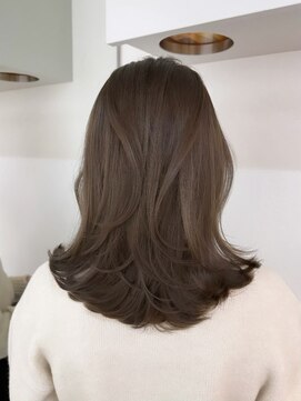 ムード(MOOD,) 暗めカラー/グランマッシュ[レイヤーカット/髪質改善/銀座]