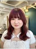 チェリーレッドピンクハイトーンケアブリーチ韓国風巻き髪