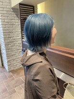 エルサフィロ ヨドヤバシ(el zafiro yodoyabashi) レイヤーボブ ブルーヘア