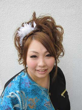 美容室イーナ(e na) キレイ系☆お祭りアップ