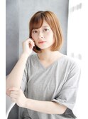ハイトーンボブのワンカールスタイル