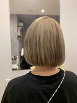 レジェ(LEGE)&nbsp;ボブスタイルのベージュカラー