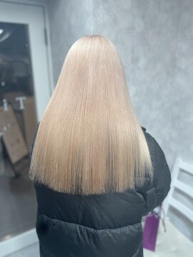 ジオ 国分寺(the O's) 斜めバング/シルキーベージュ/ブラントカット[国分寺駅]