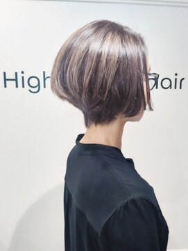 ハイストリートヘア(High street Hair) 人気の前下がりショートボブ＋アッシュブラウン×ハイライト