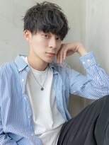 イオ 本厚木(io)&nbsp;黒髪マッシュニュアンスパーマビジネスメンズカット刈り上げ