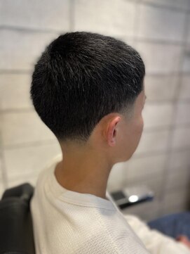 フランクスバーバー アンド ビアークラブ(FRANK'S BARBER and BEER CLUB) スキンテーパーベリーショートF