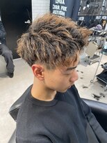 リレーションメンズヘアー(RELATION MEN'S HAIR)&nbsp;七三スタイルスキンフェードツーブロックスペインカールフェード
