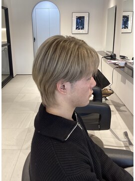 ルーシーズ 鶴見店(Rucy’s) ハイトーンウルフショート