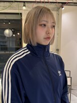 ルーム(Loom.)&nbsp;ハイトーンボブ 切りっぱなしボブ