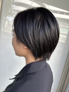 オクト ヘアー(octo hair) 耳かけショート