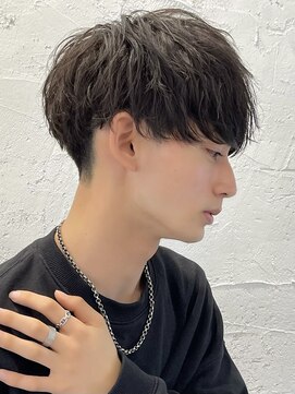 アーリー(Ali'i) ソフトツイストパーマ韓国ヘアラウンドマッシュアシメツーブロ