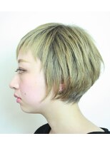 ヘア デザイン リスク(HAIR DESIGN RISK)&nbsp;【RISK 高橋勇太】ハイトーンカラーが上手いくせ毛ショート