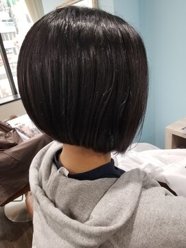 ルークス 中央林間(LOOOKS) クールな前下がりボブ