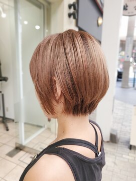 リノ(Lino) 小顔ショートスタイル