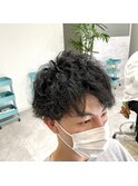 刈り上げ低めショート