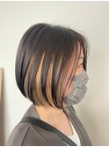ショートボブ　ミディアムボブ　インナーカラー　抜きっぱなし