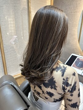 ロエ 平尾山荘(loe) 【脱白髪染めハイライト】周りと差をつけるハイライト！平尾