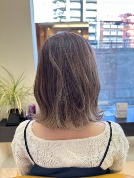 キサ ファータ 恵比寿(kisa fata) 20代30代40顔まわりレイヤーハイライト白髪ぼかしバレイヤージ