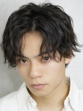 ブリーチ 原宿店(BLEACHi) 【セットが簡単】波巻きパーマ×センターパート