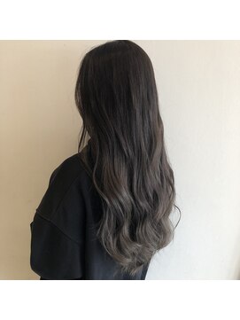 アウリィ(Aulii) グレージュ