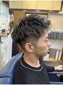 メッシュ×ショートアップバング