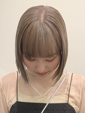 ユニコ(unico) ボブ/ミルクティーベージュ