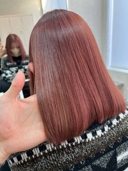 イロ(ilo.)の写真/自然な仕上がりにこだわった縮毛矯正で毎日をもっと快適に＊ナチュラルなストレートで、柔らかさを実現◎